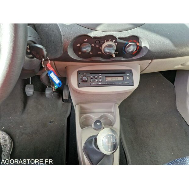2009 Renault Twingo-42695570