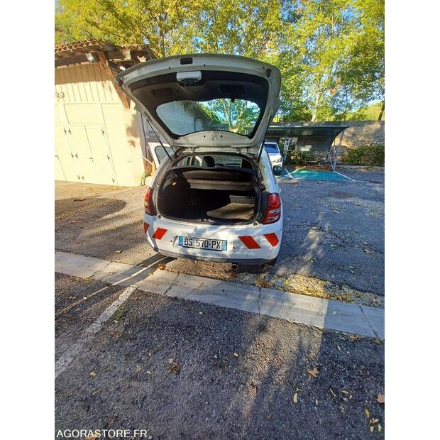 2011 Citroen C3-42695904
