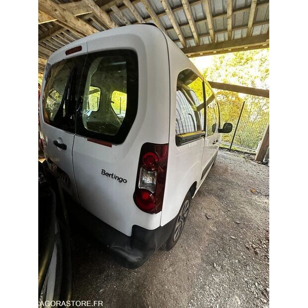 2012 Citroen BERLINGO-42695934