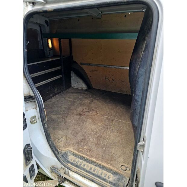2013 Renault Kangoo-42696045