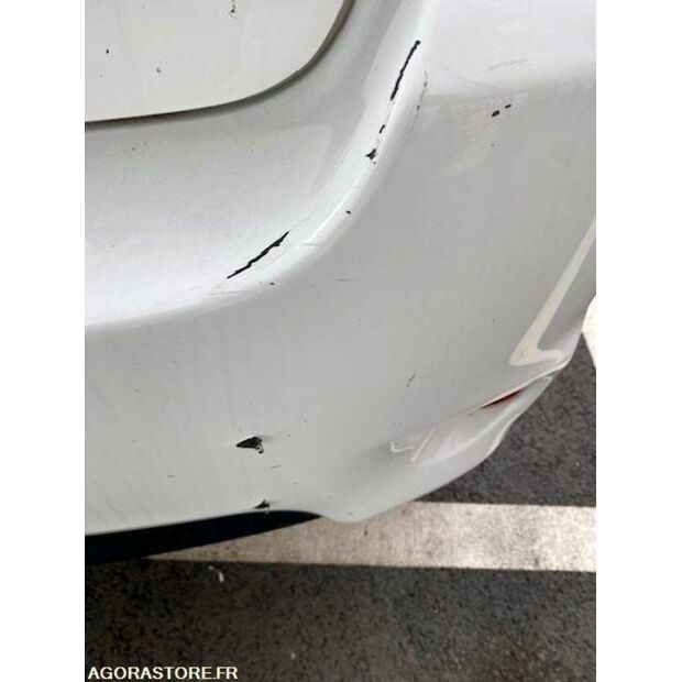 2011 Toyota AURIS-42696078