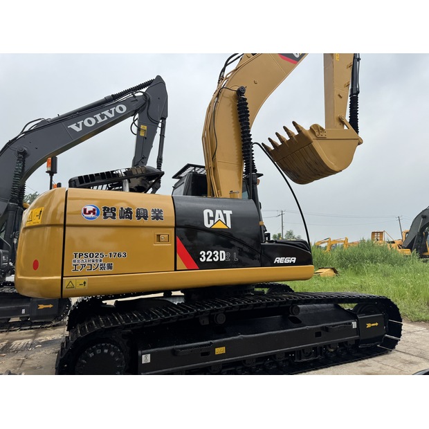 2024 Caterpillar 323D2L-42696177