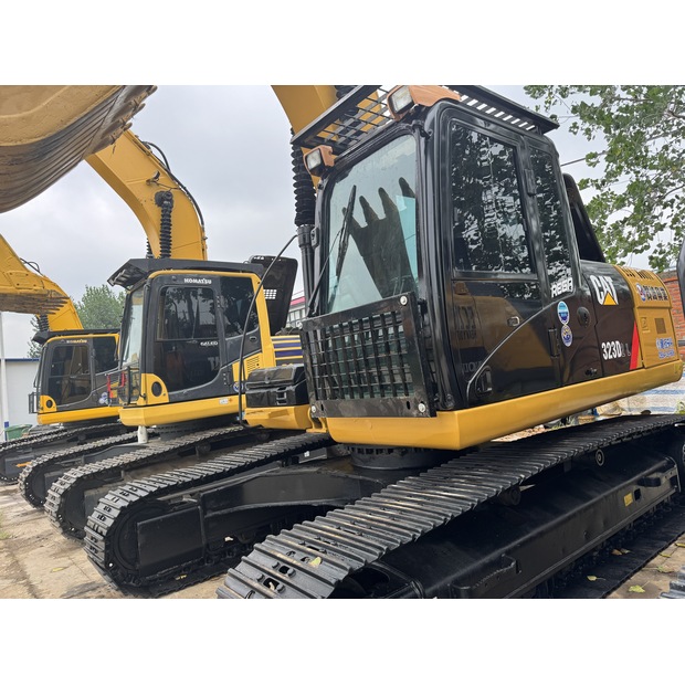 2024 Caterpillar 323D2L-42696191