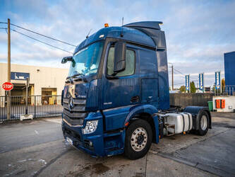 Image for Semi Trucks 2017 Mercedes-Benz ACTROS 1846