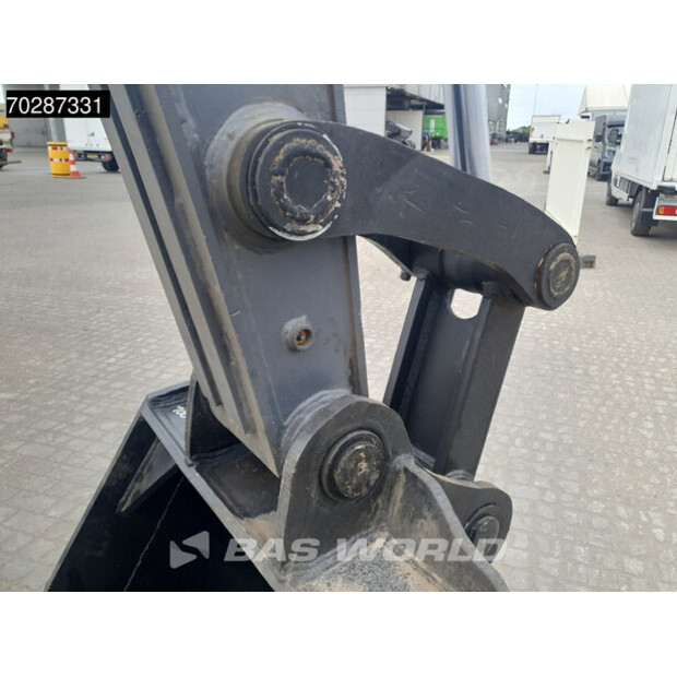 2025 Hyundai R245LR-42696355