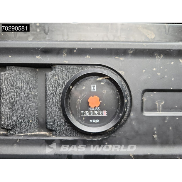 2017 رينو T520-42696591