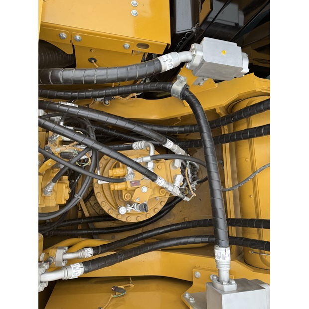2024 كاتربيلر 345GC-42696715