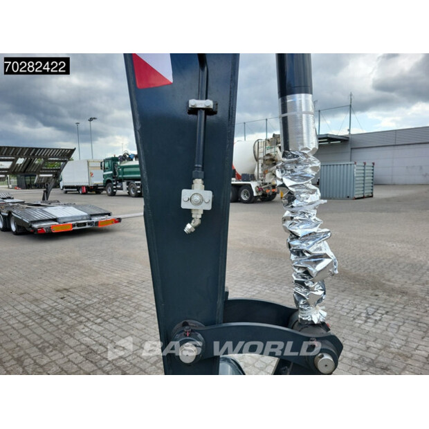 2024 Hyundai HX80N-42696954
