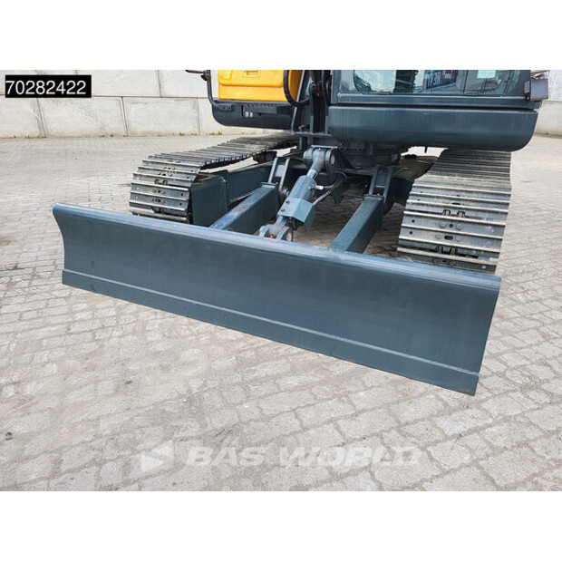2024 Hyundai HX80N-42696963