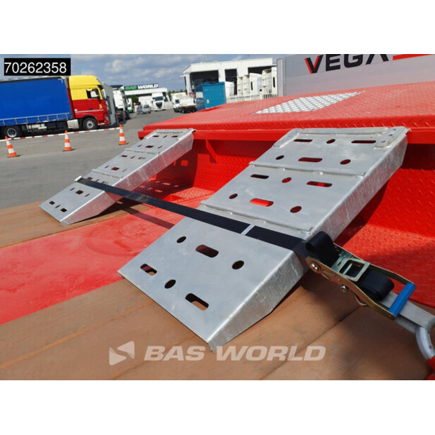 2025 Vega OTHERS-42697000