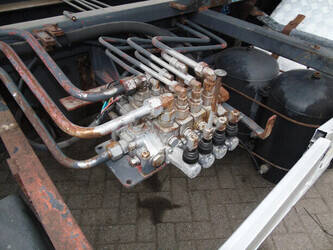 2003-daf-cf-85-380-42697502