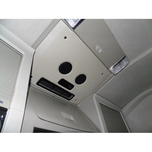 2017 فولفو FH 460-42697550