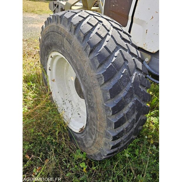 2009 CLAAS ERGOS 446-42711537