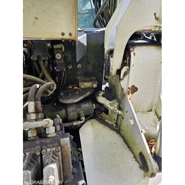 2009 CLAAS ERGOS 446-42711569