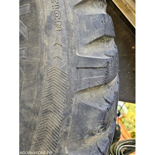 2009 CLAAS ERGOS 446-42711572