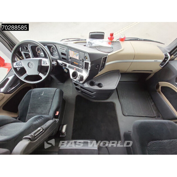 2018 مرسيدس بنز Actros 2063-42711930