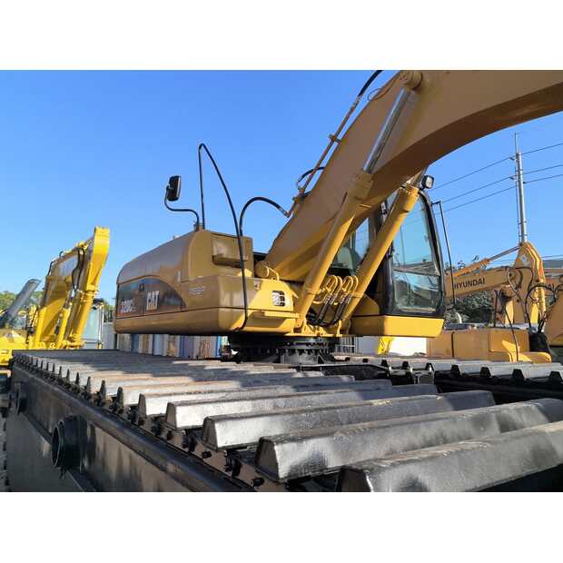 2023 Caterpillar 320CL-42711991