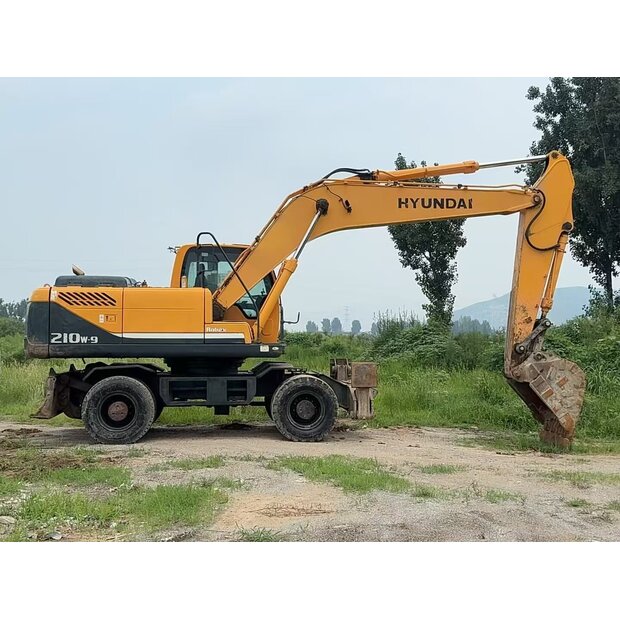 2021 هيونداي R210W-9-42711997