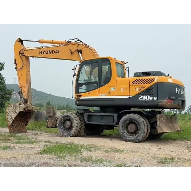 2021 هيونداي R210W-9-42711998