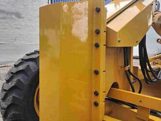 2018-caterpillar-140k2-42712007