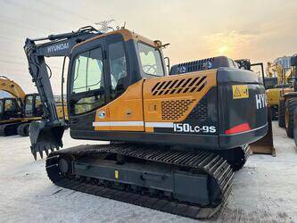 صورة ل حفارات مجنزرة 2021 هيونداي 150LC-9S
