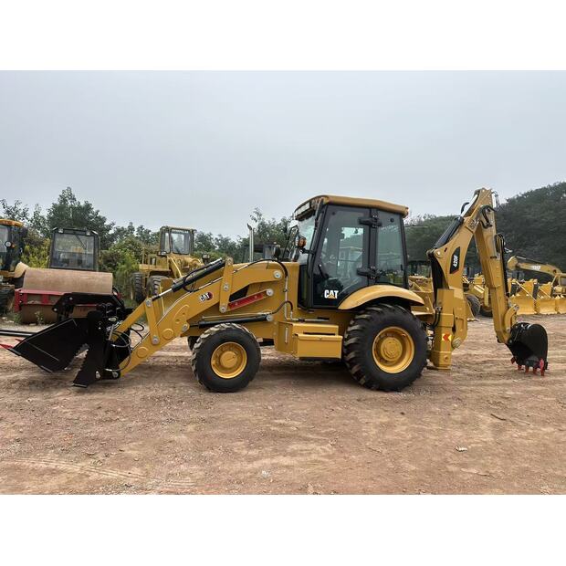 2024 Caterpillar 420F2-42724269