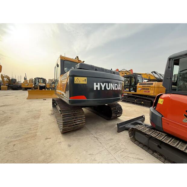 2023 هيونداي 150LC-9S-42724273