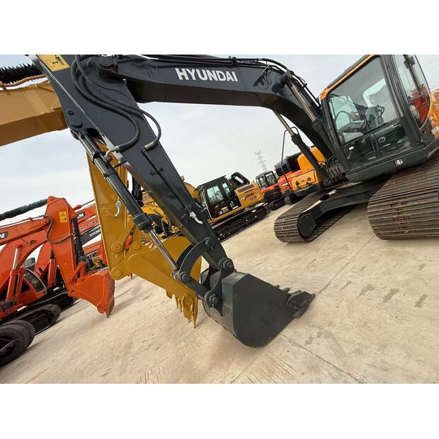 2023 هيونداي 150LC-9S-42724280