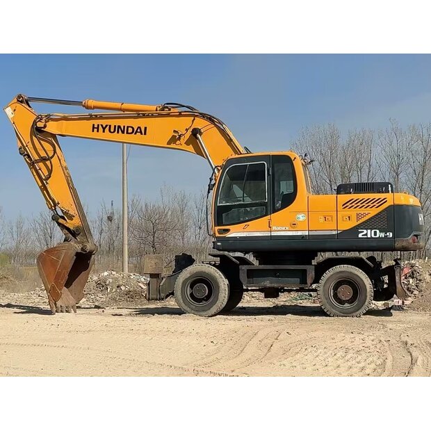 2019 هيونداي 210W-9-42724292