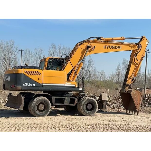 2019 هيونداي 210W-9-42724294