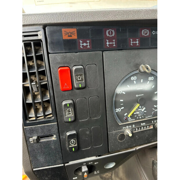 1998 مرسيدس بنز Sk 1824-42724340