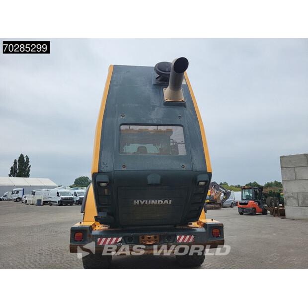 2017 Hyundai HL955-42724493