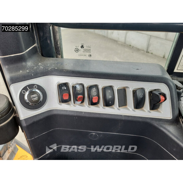 2017 Hyundai HL955-42724509