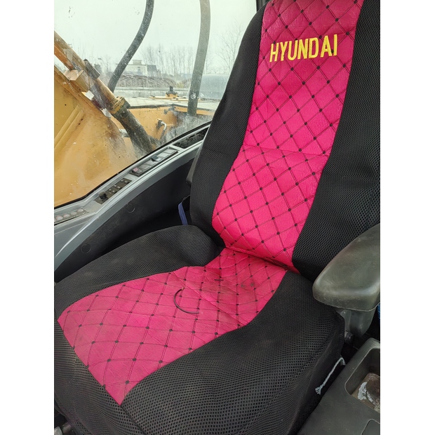 2018 Hyundai 210LC-9S-42724544