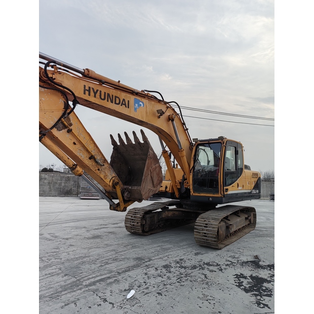 2018 Hyundai 210LC-9S-42724545