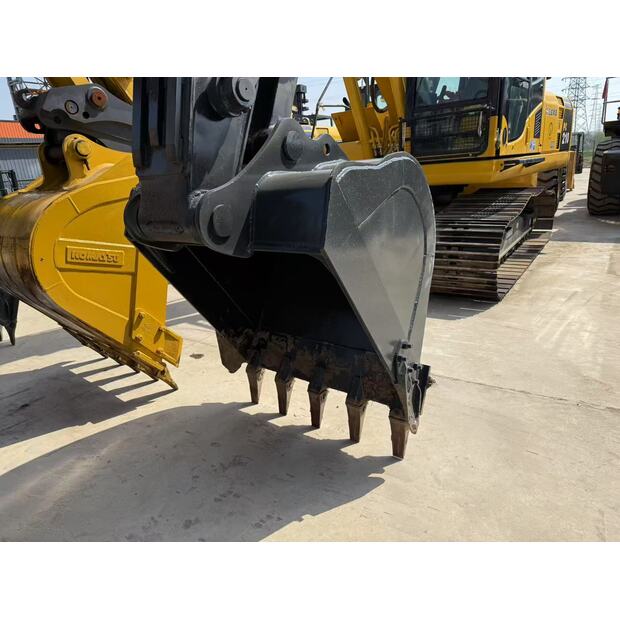 2024 Hyundai 220LC-9S-42724583