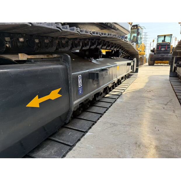 2024 Hyundai 220LC-9S-42724584