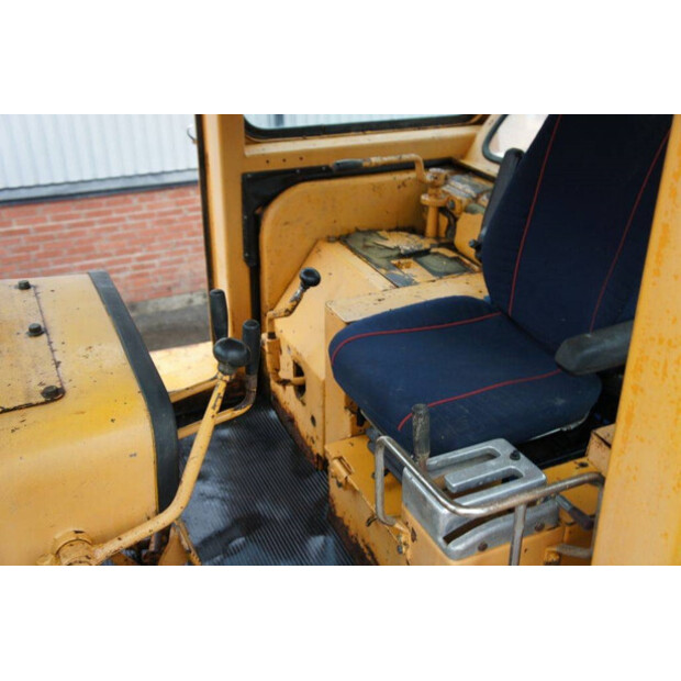 1979 كوماتسو D155A-1-42725817
