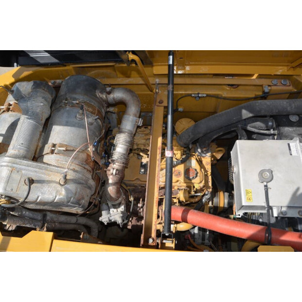 2016 Caterpillar 325FLCR-42725938