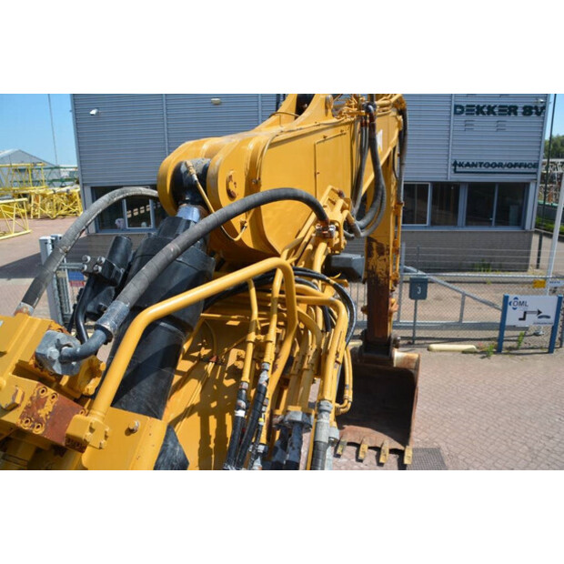 2016 Caterpillar 325FLCR-42725949