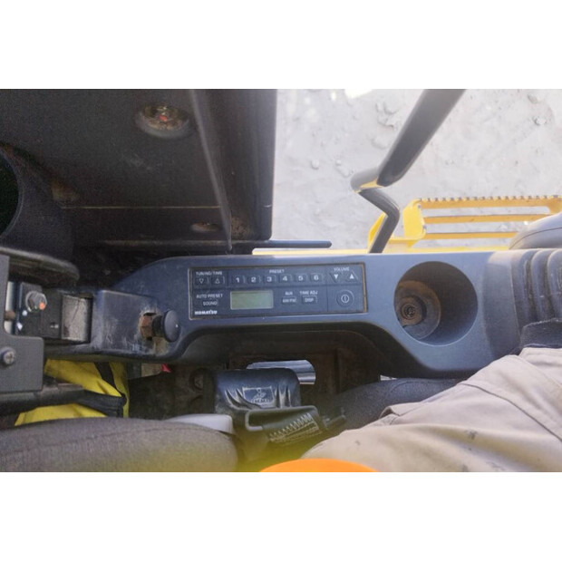 2022 Komatsu PC500LC-10M0-42727320