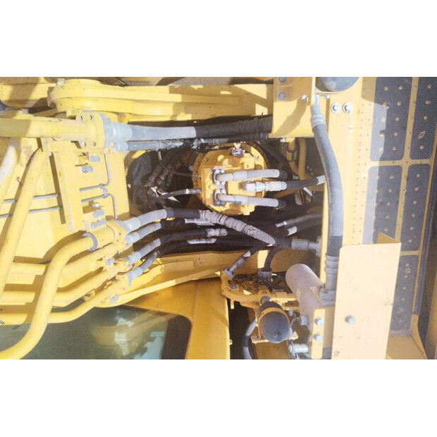 2022 Komatsu PC500LC-10M0-42727329