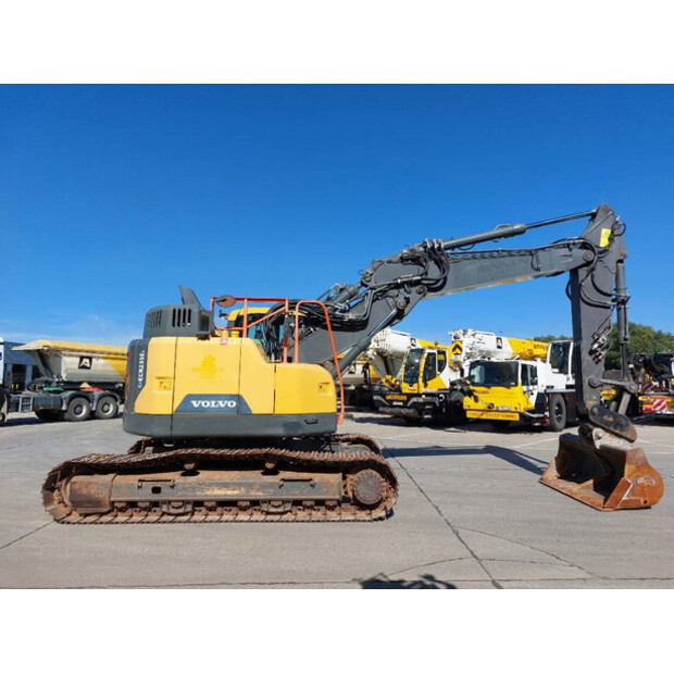 2017 Volvo ECR235EL-42727383
