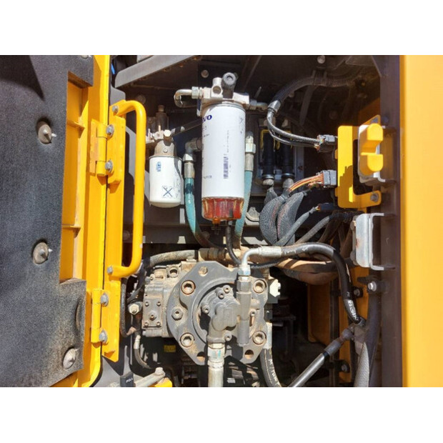 2017 Volvo ECR235EL-42727399