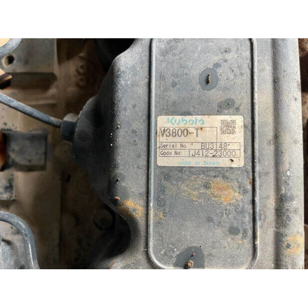 ٢٠١٣ كيزر M 100 - N-42727712