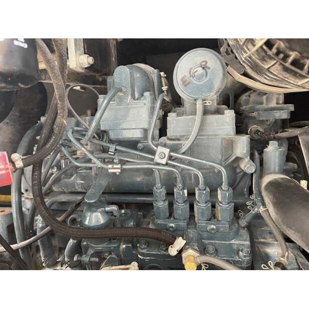 ٢٠١٣ كيزر M 100 - N-42727715