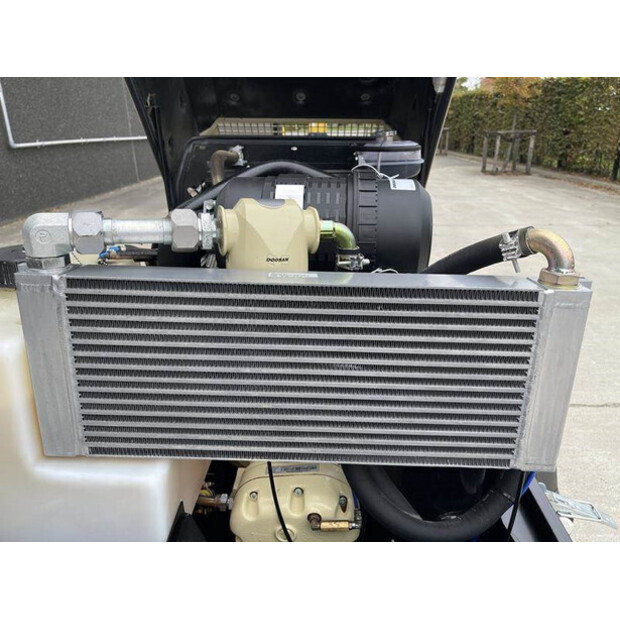 2017 Doosan 7/31-42727768