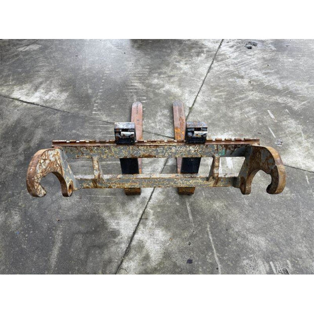 2013 Atlas AR60-42728346