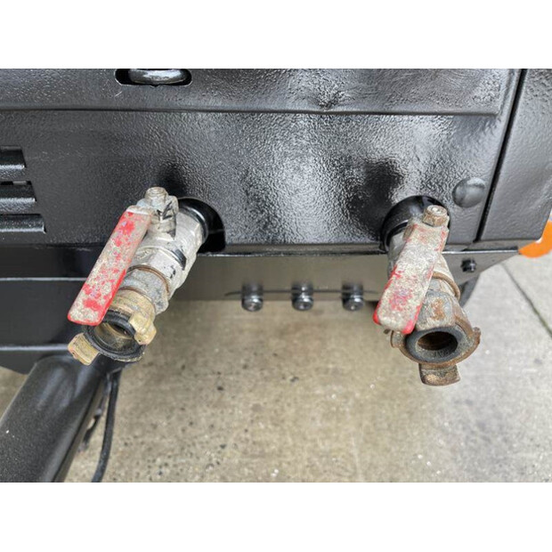 2016 Doosan 7 / 41 - N-42728421