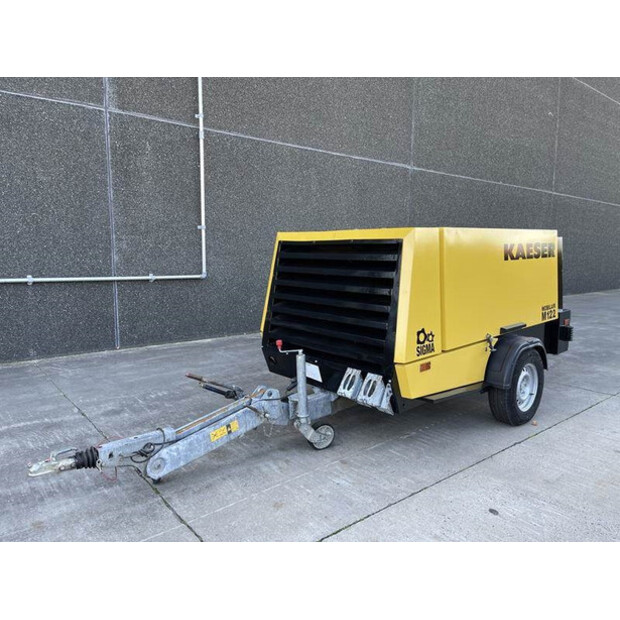 2011 Kaeser M 122 - N-42728615